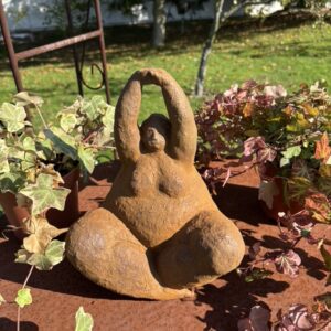 Yoga Frau Figur Gusseisen Edelrost 24 cm Meditation Gartendekoration Skulptur